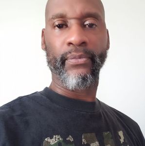 Meet your Posher, Larry